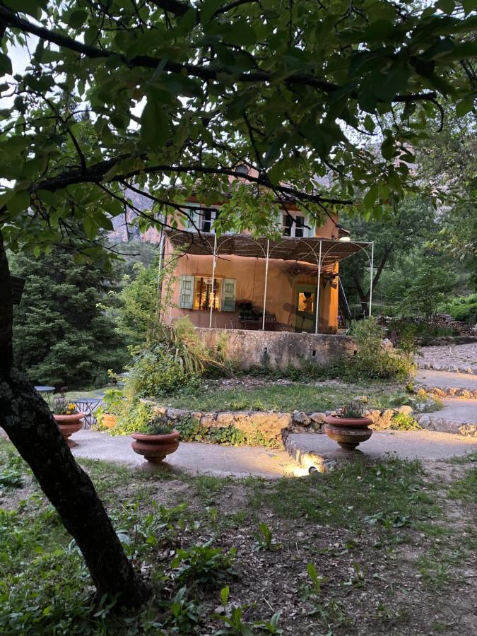 Domaine D'Angouire Otel Moustiers-Sainte-Marie Dış mekan fotoğraf
