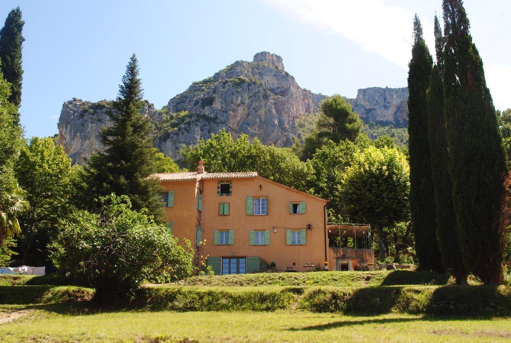 Domaine D'Angouire Otel Moustiers-Sainte-Marie Dış mekan fotoğraf