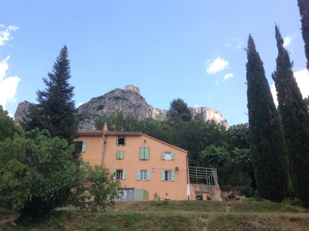Domaine D'Angouire Otel Moustiers-Sainte-Marie Oda fotoğraf